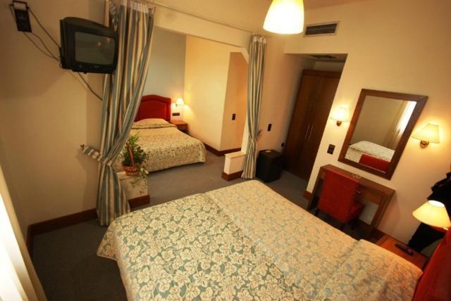 Hotel Elvetia Karpenísion Chambre photo