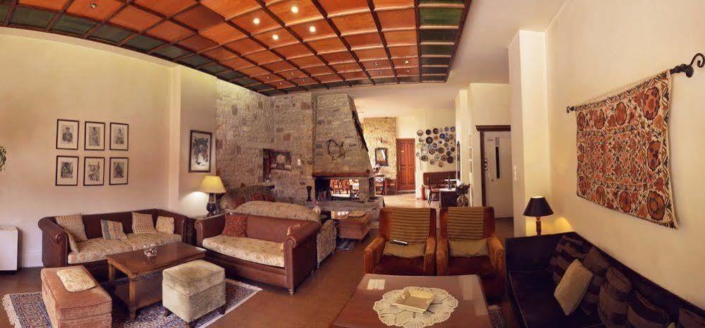 Hotel Elvetia Karpenísion Extérieur photo